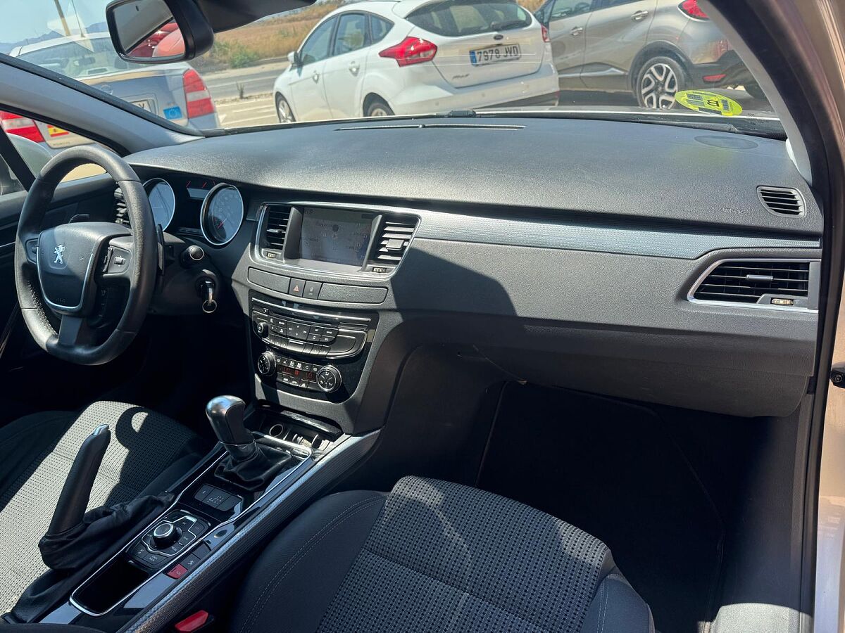 PEUGEOT 508 ALLURE 1.6 E-HDI AUTO SPANISH LHD IN SPAIN 121000 MILES SUPERB 2011